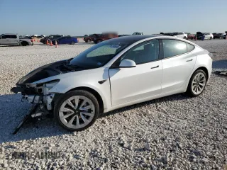 2023 Tesla Model 3 with VIN 5YJ3E1EA4PF631304, listed as a Copart auction lot 52500695 with 33,024 mi miles and Salvage title. Bid and sale history available at DreamBid. Image 1.