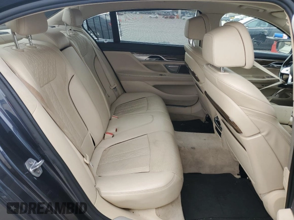 2016 BMW 7 Series 740i с VIN WBA7E2C54GG547645, выставлен на аукционе Copart как лот 45471845 с пробегом 132 763 миль миль и Чистый • Clean title. История ставок и продаж доступна на DreamBid. Изображение 10.