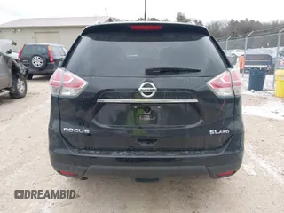 2015 Nissan Rogue SV with VIN 5N1AT2MV0FC768321, listed as a IAAI auction lot 41347423 with 138,960 mi miles. Bid and sale history available at carsss.com. Image 17.