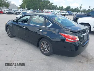 2015 Nissan Altima S z VIN 1N4AL3AP0FC499341, wystawiony jako IAAI lot #42322450 z przebiegiem 136 943 mil mil oraz . Historia ofert i sprzedaży dostępna na DreamBid. Obrazek 3.