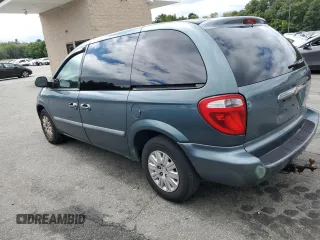 2007 Chrysler Town & Country with VIN 1A4GJ45R97B223138, listed as a Copart auction lot 69236054 with 136,107 mi miles and Salvage Title. Bid and sale history available at DreamBid. Image 2.