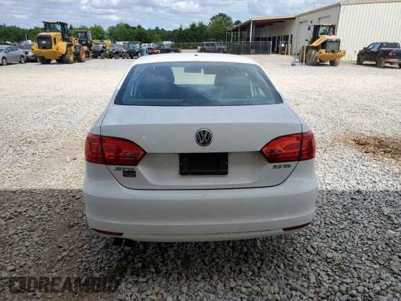 2013 Volkswagen Jetta SE with VIN 3VWDP7AJ7DM418763, listed as a Copart auction lot 56420575 with 130,301 mi miles and Salvage title. Bid and sale history available at DreamBid. Image 6.
