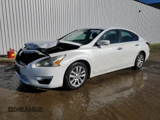 2014 Nissan Altima 2.5 S with VIN 1N4AL3AP7EN364845, listed as a Copart auction lot 48342675 with 185,371 mi miles and Clean Title. Bid and sale history available at carsss.com. Image 1.