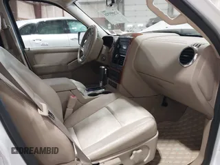 2010 Ford Explorer Eddie Bauer with VIN 1FMEU7EE3AUA06159, listed as a IAAI auction lot 42099321 with 132,149 mi miles. Bid and sale history available at carsss.com. Image 5.