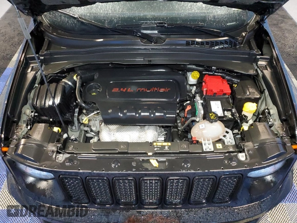 2021 Jeep Renegade Sport with VIN ZACNJDAB3MPM55870, listed as a Copart auction lot 43429655 with 92,128 mi miles and Clean title. Bid and sale history available at DreamBid. Image 12.
