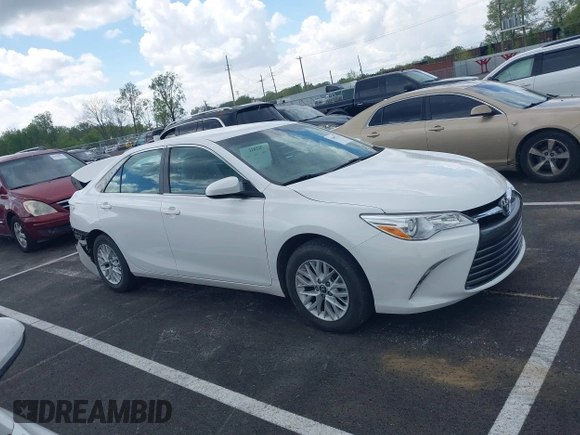 2017 Toyota Camry XLE with VIN 4T1BF1FK2HU633363, listed as a IAAI auction lot 42007735 with 95,199 mi miles. Bid and sale history available at carsss.com. Image 13.