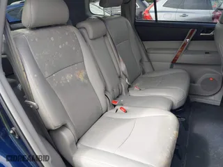 2013 Toyota Highlander Limited with VIN 5TDYK3EH0DS090721, listed as a IAAI auction lot 37416960 with 111,456 mi miles. Bid and sale history available at carsss.com. Image 13.