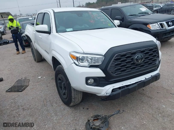 2023 Toyota Tacoma 2WD SR with VIN 3TYAX5GN0PT068597, listed as a IAAI auction lot 41603109 with 33,279 mi miles. Bid and sale history available at carsss.com. Image 1.