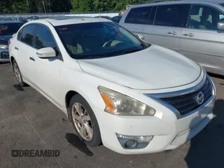 2013 Nissan Altima SL with VIN 1N4AL3AP2DN553160, listed as a IAAI auction lot 42706882 with 215,539 mi miles and . Bid and sale history available at DreamBid. Image 1.