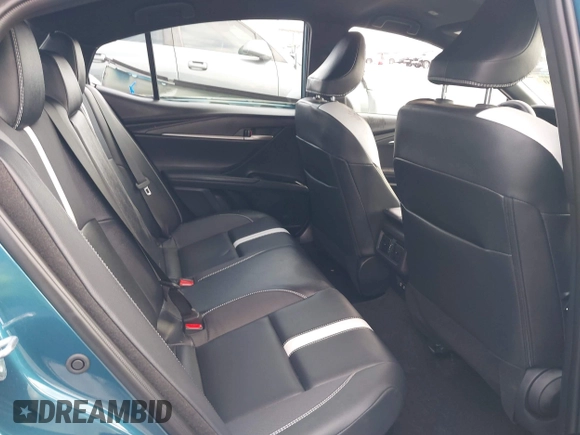 2025 Toyota Camry LE z VIN 4T1DAACK3SU571104, wystawiony jako IAAI lot #42084430 z przebiegiem 1 013 mil mil oraz . Historia ofert i sprzedaży dostępna na DreamBid. Obrazek 8.