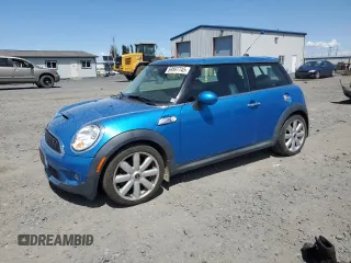 2007 MINI Hardtop S z VIN WMWMF73567TL84646, wystawiony jako Copart lot #59597745 z przebiegiem 61 070 mil mil oraz Czysty tytuł • Clean title. Historia ofert i sprzedaży dostępna na DreamBid. Obrazek 1.
