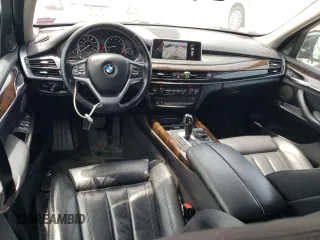 2015 BMW X5 xDrive50i z VIN 5UXKR6C53F0J76153, wystawiony jako Copart lot #52365645 z przebiegiem 119 431 mil mil oraz Czysty tytuł • Clean title. Historia ofert i sprzedaży dostępna na DreamBid. Obrazek 8.