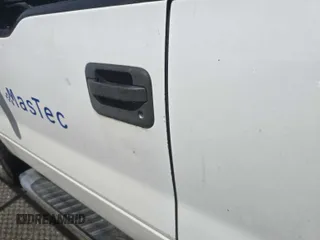 2013 Ford F-150 XL с VIN 1FTFX1EF5DFB22784, выставлен на аукционе IAAI как лот 42651808 с пробегом 204 172 миль миль и . История ставок и продаж доступна на DreamBid. Изображение 1.