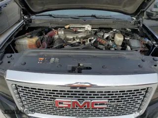 2015 GMC Sierra 3500HD Denali with VIN 1GT424E80FF657761, listed as a Copart auction lot 75131604 with 78,011 mi miles and Non Repairable. Bid and sale history available at carsss.com. Image 11.
