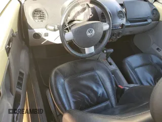 2003 Volkswagen Beetle GLS с VIN 3VWCD21Y43M331910, выставлен на аукционе Copart как лот 42709485 с пробегом 56 409 миль миль и Списание • Salvage title. История ставок и продаж доступна на DreamBid. Изображение 8.