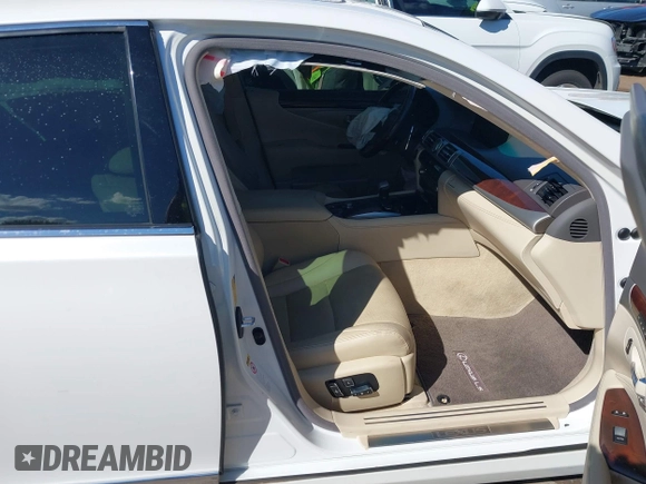 2013 Lexus LS 460 with VIN JTHBL5EF5D5124038, listed as a IAAI auction lot 40197929 with 232,697 mi miles and . Bid and sale history available at DreamBid. Image 5.