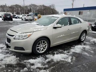 2015 Chevrolet Malibu LT with VIN 1G11C5SLXFF100895, listed as a Copart auction lot 51465835 with 132,839 mi miles and Salvage Title. Bid and sale history available at DreamBid. Image 1.