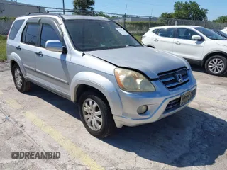 2005 Honda CR-V EX with VIN SHSRD78885U323583, listed as a IAAI auction lot 42035660 with 257,767 mi miles. Bid and sale history available at carsss.com. Image 1.