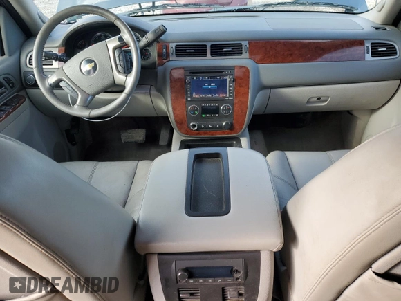 2011 Chevrolet Avalanche LT with VIN 3GNTKFE34BG204349, listed as a Copart auction lot 86168974 with 136,849 mi miles and Salvage title. Bid and sale history available at DreamBid. Image 8.