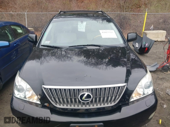 2007 Lexus RX 350 with VIN 2T2HK31U17C028157, listed as a IAAI auction lot 42027517 with 185,440 mi miles. Bid and sale history available at carsss.com. Image 13.