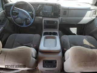 2005 Chevrolet Suburban LT with VIN 3GNEC16Z45G122007, listed as a Copart auction lot 71534714 with 182,634 mi miles and Salvage Title. Bid and sale history available at carsss.com. Image 8.