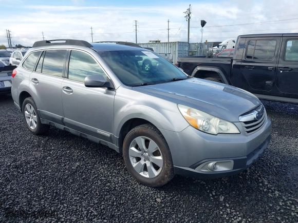 2010 Subaru Outback Premium All-Weather with VIN 4S4BRBCC3A3380544, listed as a IAAI auction lot 41906125 with 162,490 mi miles. Bid and sale history available at carsss.com. Image 1.