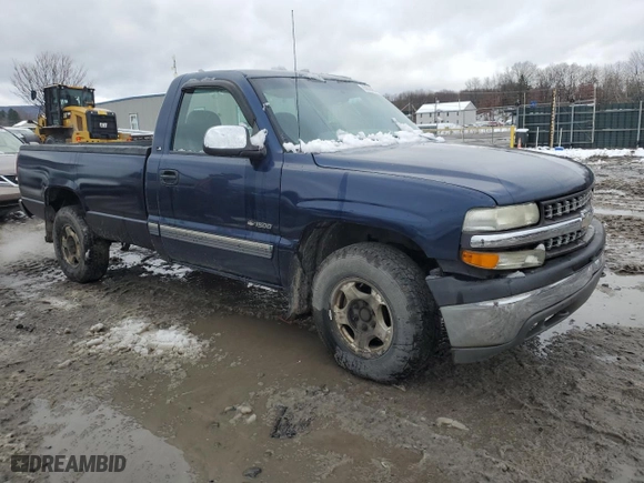 2002 Chevrolet Silverado 1500 LS with VIN 1GCEK14VX2Z312370, listed as a Copart auction lot 80636964 with 130,231 mi miles and Salvage Title. Bid and sale history available at carsss.com. Image 4.