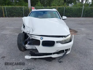 2013 BMW 3 Series 328i с VIN WBA3A5G55DNP19761, выставлен на аукционе IAAI как лот 42311901 с пробегом 205 691 миль миль и . История ставок и продаж доступна на DreamBid. Изображение 11.