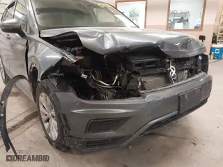2019 Volkswagen Tiguan S with VIN 3VV0B7AX5KM180611, listed as a IAAI auction lot 41785980 with 169,203 mi miles. Bid and sale history available at carsss.com. Image 6.
