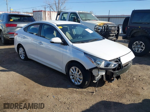 2019 Hyundai Accent SE with VIN 3KPC24A38KE068774, listed as a IAAI auction lot 41768663 with 17,916 mi miles. Bid and sale history available at carsss.com. Image 1.