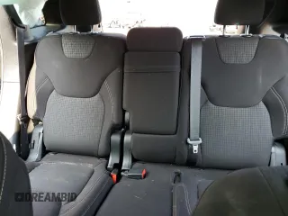 2017 Jeep Cherokee Latitude с VIN 1C4PJMCS9HW660210, выставлен на аукционе Copart как лот 59496495 с пробегом 104 150 миль миль и Списание • Salvage title. История ставок и продаж доступна на DreamBid. Изображение 10.