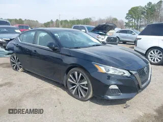 2021 Nissan Altima 2.5 SR with VIN 1N4BL4CV6MN418723, listed as a IAAI auction lot 41794869 with 64,237 mi miles. Bid and sale history available at carsss.com. Image 1.