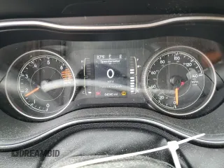 2019 Jeep Cherokee Altitude with VIN 1C4PJMLB7KD315955, listed as a Copart auction lot 59356885 with 84,040 mi miles and Salvage title. Bid and sale history available at DreamBid. Image 9.