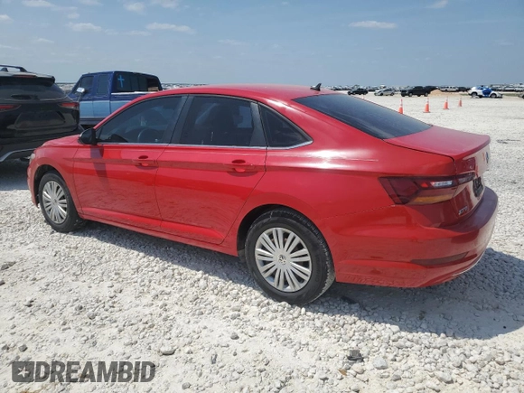 2019 Volkswagen Jetta S z VIN 3VWCB7BU1KM180098, wystawiony jako Copart lot #53572715 z przebiegiem 102 787 mil mil oraz Czysty tytuł • Clean title. Historia ofert i sprzedaży dostępna na DreamBid. Obrazek 2.