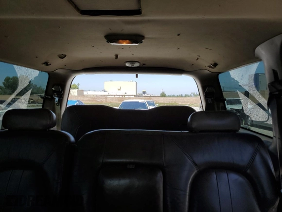 1998 Ford Expedition XLT z VIN 1FMRU17L5WLB18954, wystawiony jako Copart lot #58204235 z przebiegiem 350 480 mil mil oraz Szkoda całkowita • Salvage title. Historia ofert i sprzedaży dostępna na DreamBid. Obrazek 10.