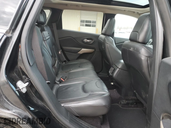 2018 Jeep Cherokee Limited z VIN 1C4PJMDX9JD516975, wystawiony jako Copart lot #51656455 z przebiegiem 95 375 mil mil oraz Szkoda całkowita • Salvage title. Historia ofert i sprzedaży dostępna na DreamBid. Obrazek 11.