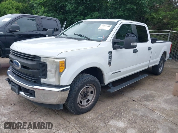 2017 Ford F-350 XL z VIN 1FT7W3AT4HED72446, wystawiony jako IAAI lot #42208485 z przebiegiem 186 778 mil mil oraz . Historia ofert i sprzedaży dostępna na DreamBid. Obrazek 2.