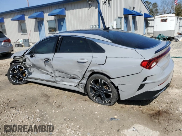 2022 Kia K5 GT-Line z VIN 5XXG64J22NG118478, wystawiony jako Copart lot #50174435 z przebiegiem 87 658 mil mil oraz Szkody całkowita. Historia ofert i sprzedaży dostępna na DreamBid. Obrazek 2.