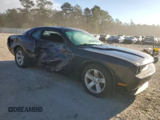 2012 Dodge Challenger SXT Plus z VIN 2C3CDYAG0CH130490, wystawiony jako Copart lot #52148615 z przebiegiem Nie podano mil oraz Nie do naprawy • Non repairable. Historia ofert i sprzedaży dostępna na DreamBid. Obrazek 4.