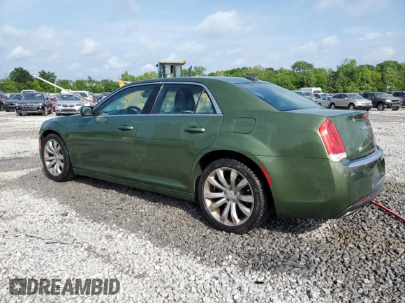 2018 Chrysler 300 Touring L z VIN 2C3CCAAG4JH340405, wystawiony jako Copart lot #55503225 z przebiegiem Nie podano mil oraz Szkody całkowita. Historia ofert i sprzedaży dostępna na DreamBid. Obrazek 2.