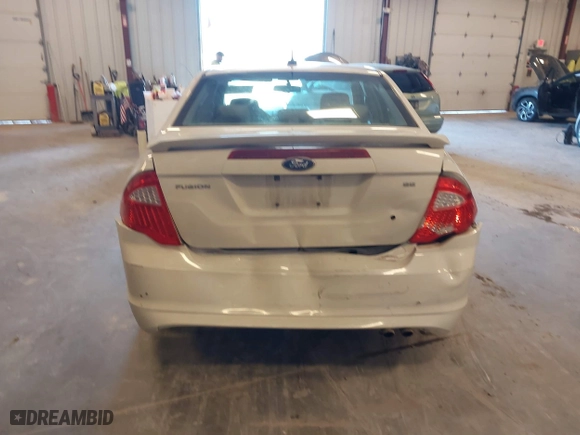 2010 Ford Fusion SE with VIN 3FAHP0HA8AR422679, listed as a IAAI auction lot 41891575 with 188,381 mi miles. Bid and sale history available at carsss.com. Image 6.