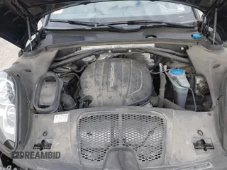 2017 Porsche Macan with VIN WP1AA2A50HLB07078, listed as a IAAI auction lot 42090855 with 124,075 mi miles and . Bid and sale history available at DreamBid. Image 10.