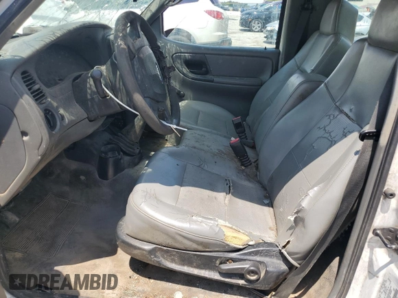 2008 Ford Ranger XL z VIN 1FTYR10D38PA78888, wystawiony jako Copart lot #56497105 z przebiegiem 168 219 mil mil oraz Szkoda całkowita • Salvage title. Historia ofert i sprzedaży dostępna na DreamBid. Obrazek 7.