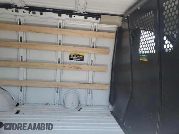 2023 GMC Savana Cargo z VIN 1GTW7AFP3P1215330, wystawiony jako Copart lot #60320685 z przebiegiem Nie podano mil oraz Czysty tytuł • Clean title. Historia ofert i sprzedaży dostępna na DreamBid. Obrazek 11.