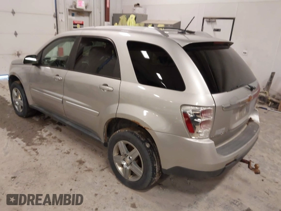 2007 Chevrolet Equinox LT with VIN 2CNDL63F676253896, listed as a IAAI auction lot 42016888 with 209,809 mi miles. Bid and sale history available at carsss.com. Image 3.