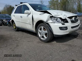2008 Mercedes-Benz M 320 CDI with VIN 4JGBB22E58A359210, listed as a Copart auction lot 52036565 with 186,968 mi miles and Salvage Title. Bid and sale history available at carsss.com. Image 4.