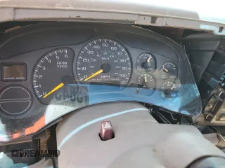 2001 GMC Yukon Denali z VIN 1GKEK63U41J314185, wystawiony jako Copart lot #58430005 z przebiegiem Nie podano mil oraz Szkoda całkowita • Salvage title. Historia ofert i sprzedaży dostępna na DreamBid. Obrazek 9.