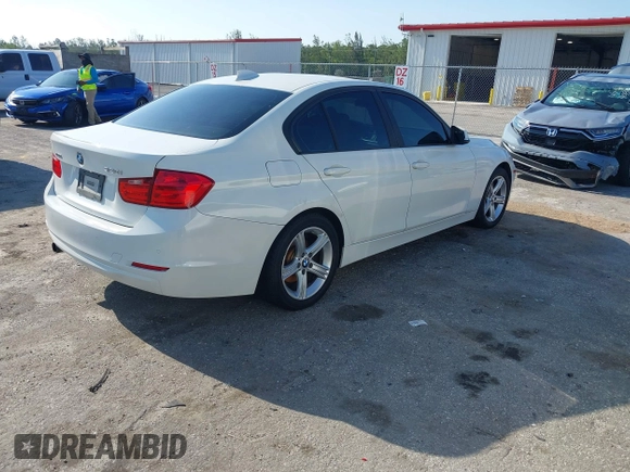 2015 BMW 3 Series 320i xDrive с VIN WBA3C3G58FNS73185, выставлен на аукционе IAAI как лот 42264374 с пробегом 91 192 миль миль и . История ставок и продаж доступна на DreamBid. Изображение 4.