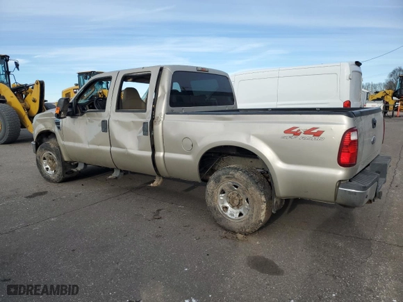 2009 Ford Super Duty F-250 SRW XL with VIN 1FTSW21Y89EA20472, listed as a Copart auction lot 41409115 with 162,738 mi miles and Salvage Title. Bid and sale history available at carsss.com. Image 2.