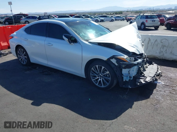 2019 Lexus ES 350 with VIN 58ABZ1B15KU032601, listed as a IAAI auction lot 42334337 with 82,599 mi miles and . Bid and sale history available at DreamBid. Image 1.